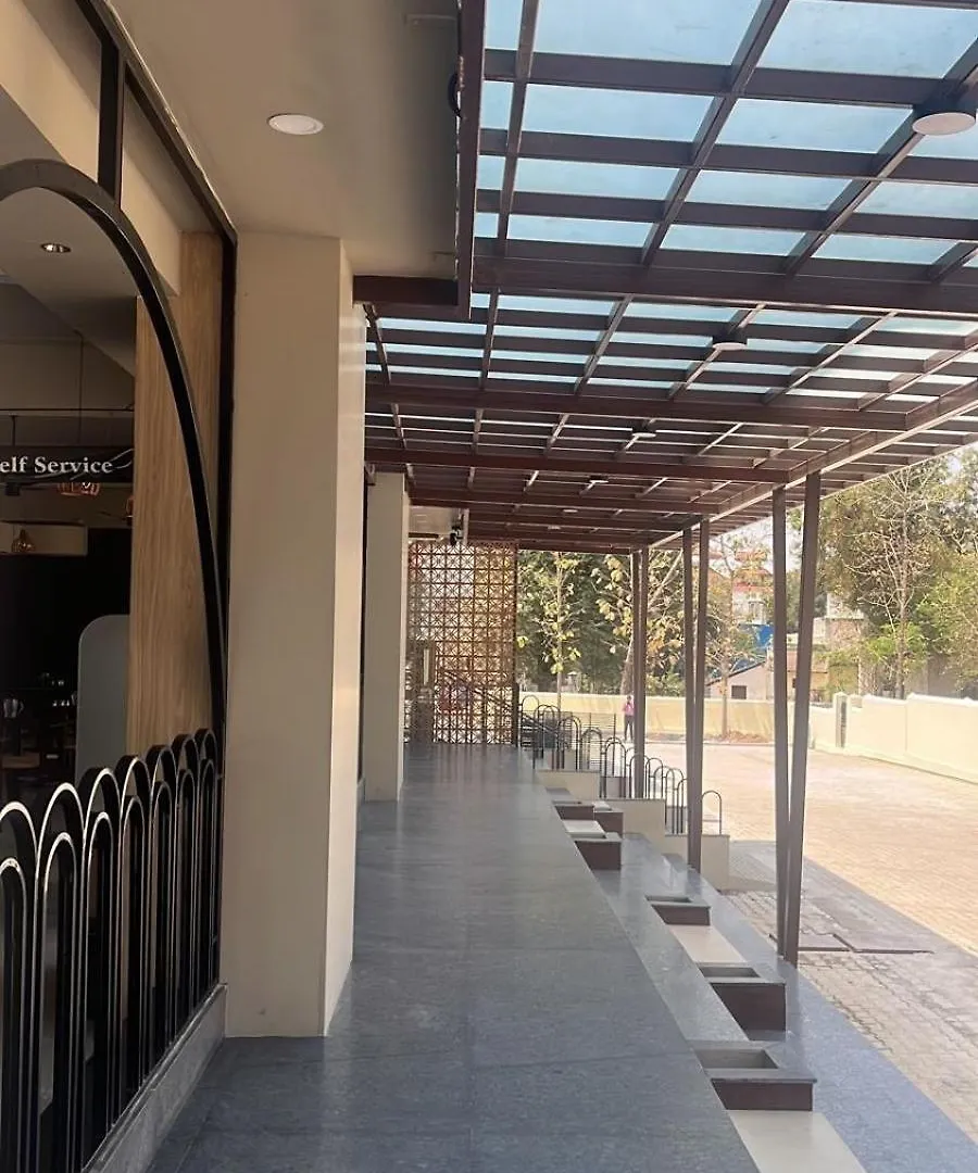 The Continental Inn & Suites Mysore Hotel