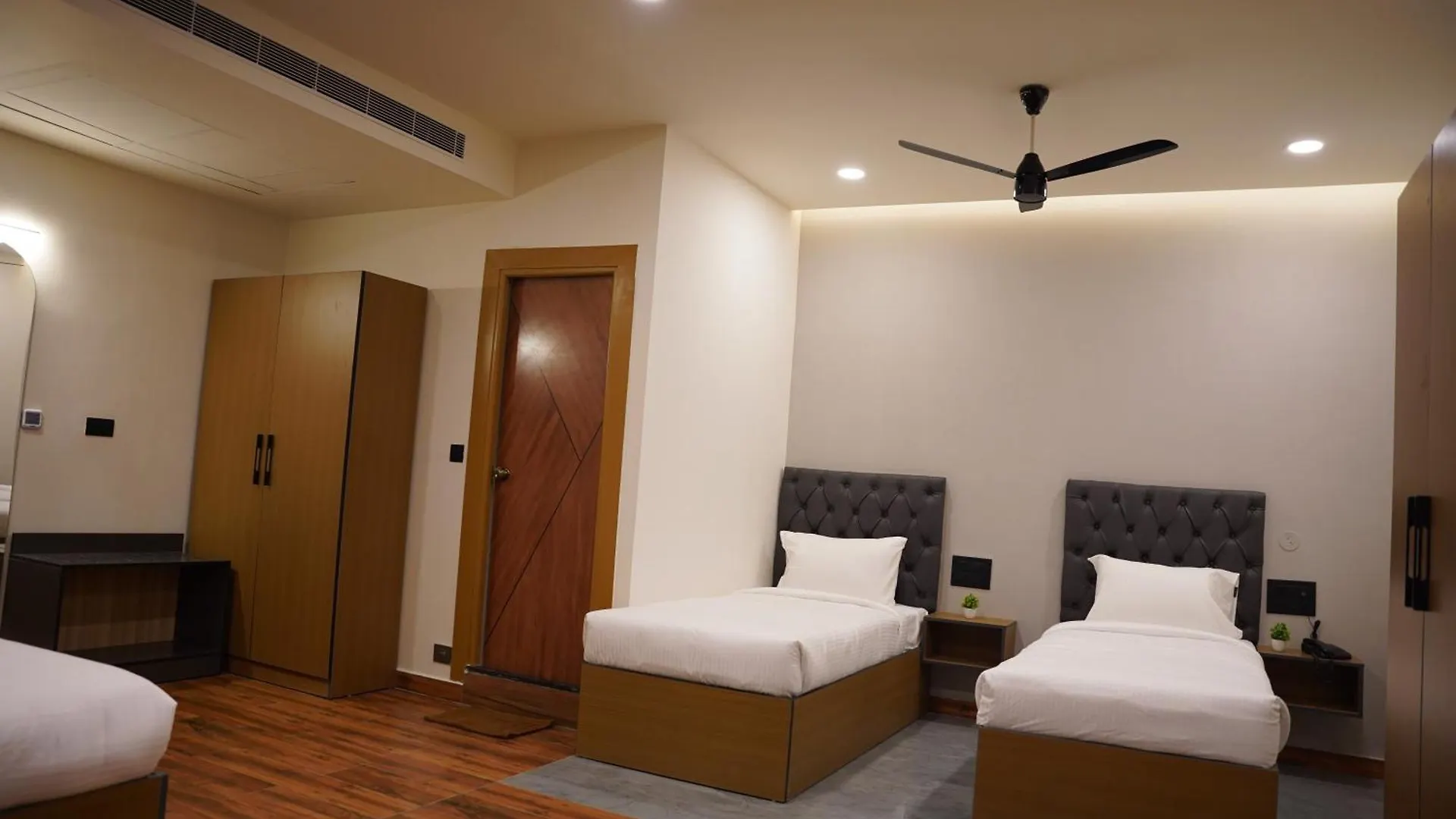 The Continental Inn & Suites Mysore Hotel