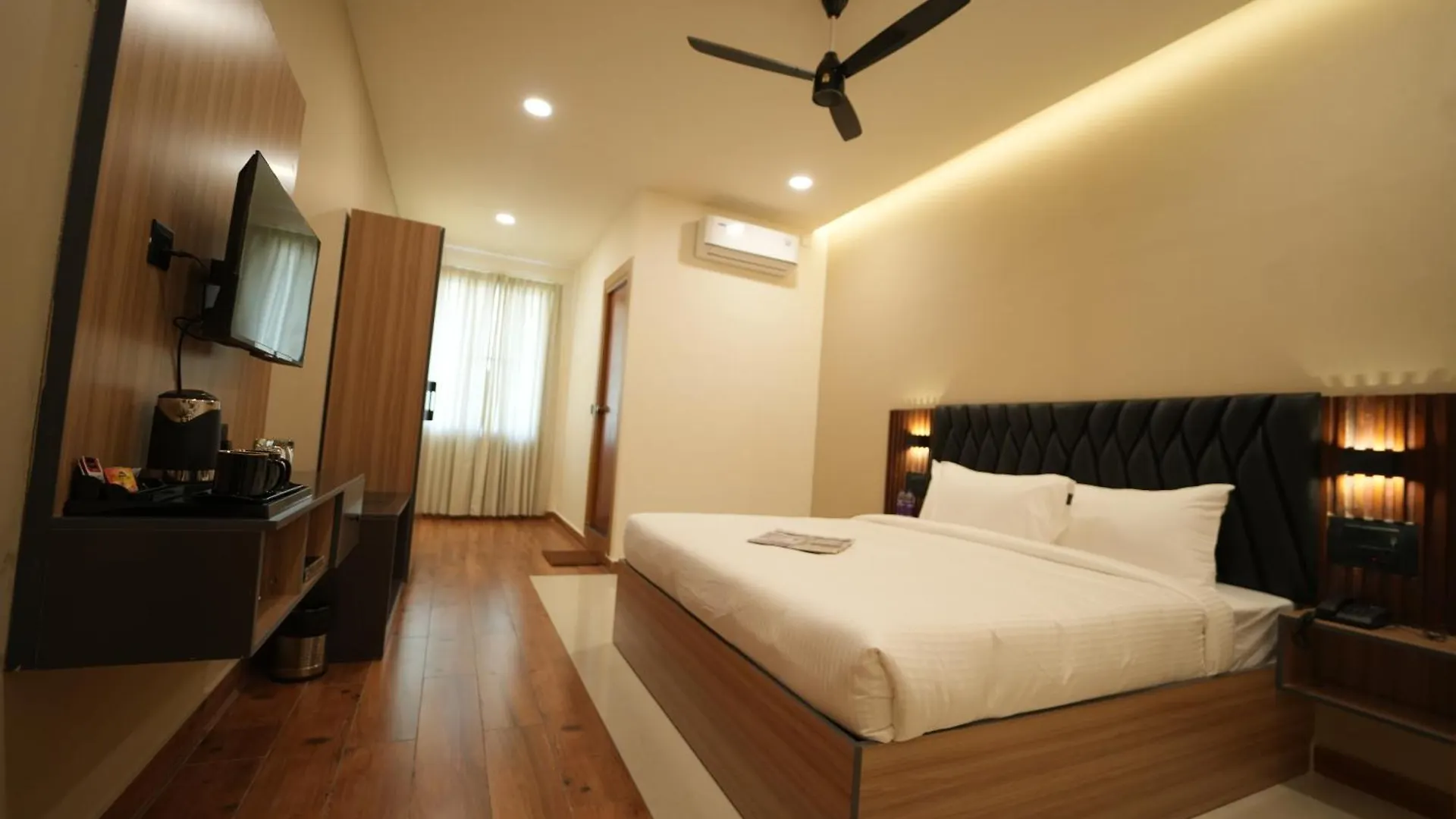 The Continental Inn & Suites Mysore