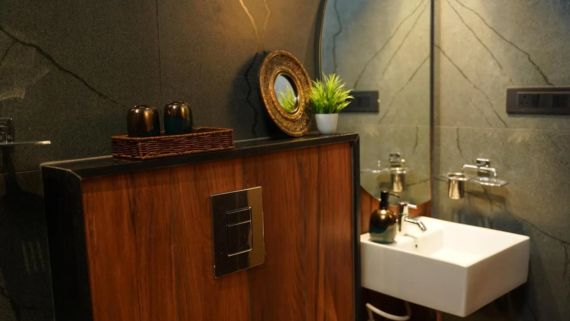 The Continental Inn & Suites Mysore